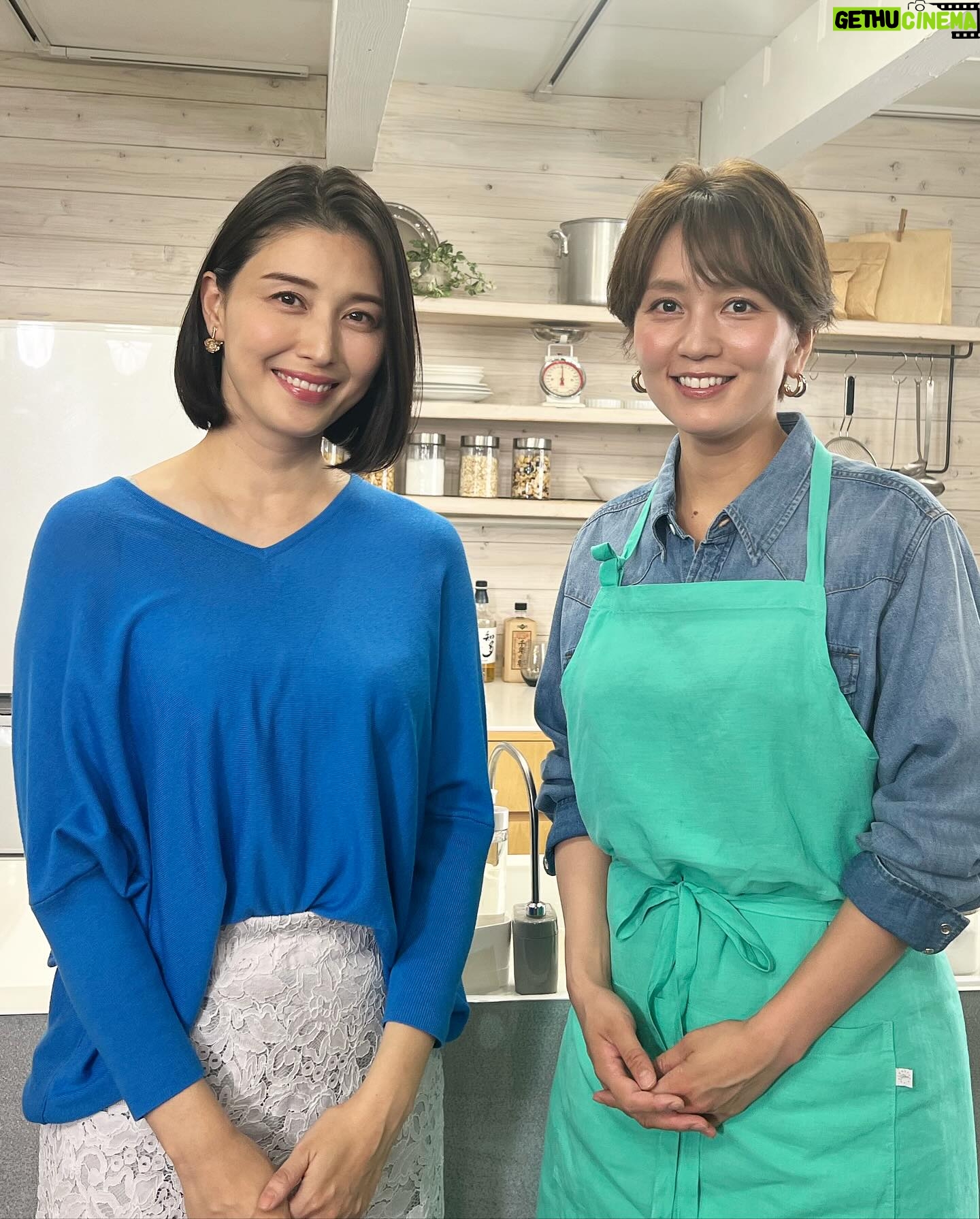 Manami Hashimoto - 6K Likes - 今夜10時からBSテレ東にて和田明日香さんの番組 和田明日香のゆる宅飲みに出演します😊
作ってくださったお料理がめちゃくちゃ美味しすぎました😍😍そして簡単にできる!!!嬉しいお料理!
ご覧になられた方ぜひお家でも作ってみてね🥰
衣装
トップス
@liesse_official
スカート
@tiara_merlose
#リエス
#liesse_official
#ティアラ
#tiara_merlose