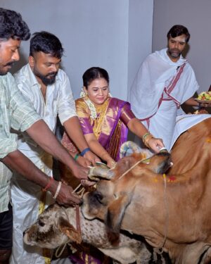 Manimegalai Instagram - Hussain Manimegalai சொந்த வீடு HOUSE WARMING day 🥰
CHENNAI - Dec 5th 2024 🧿🧿🧿 

You all know abt our Journey from Day 1 of our Marriage. From struggling to pay 10k as a Rent on our first year of Marriage to Owning a Premium Apartment in Chennai’s Prime location is a Biggest Ever DREAM & an Achievement For us.

Starting From Zero & Leading a life without any Support actually Made us Stronger & gave us Confidence 💛 As we are celebrating Our Wedding anniversary tomo We are very Happy & Humbled to Share our Happiness to You on the same Anniversary week. Booked this house on 2021, Was eagerly waiting for Handover & Finally the day has arrived. We dreamt of it, Worked harder & God blessed us With this Lifetime Gift 🙏 Need all ur Wishes & Blessings as always Chottii’s 😎

SRI RAMA JAYAM
MASHA ALLAH