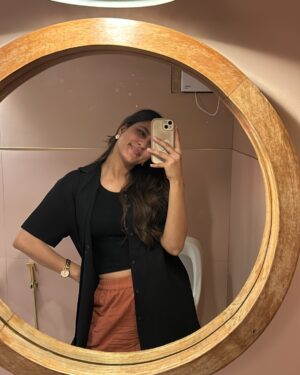 Mansi Taxak Instagram - The most chaotic yet calm 2024, adios✨✨❤️

#instagood #instagram #instadaily #2024bye #welcoming2025 #explore #explorepage #trending