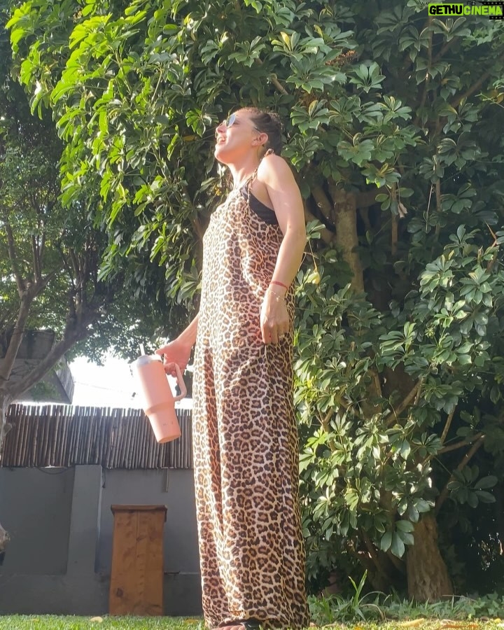 Manuela Pal - 2.1K Likes - Solcito, agüita y baile. ☀️ 💦 verano 100%
@bellkys_