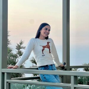 Actress Manushi Chhillar HD Photos and Wallpapers December 2024