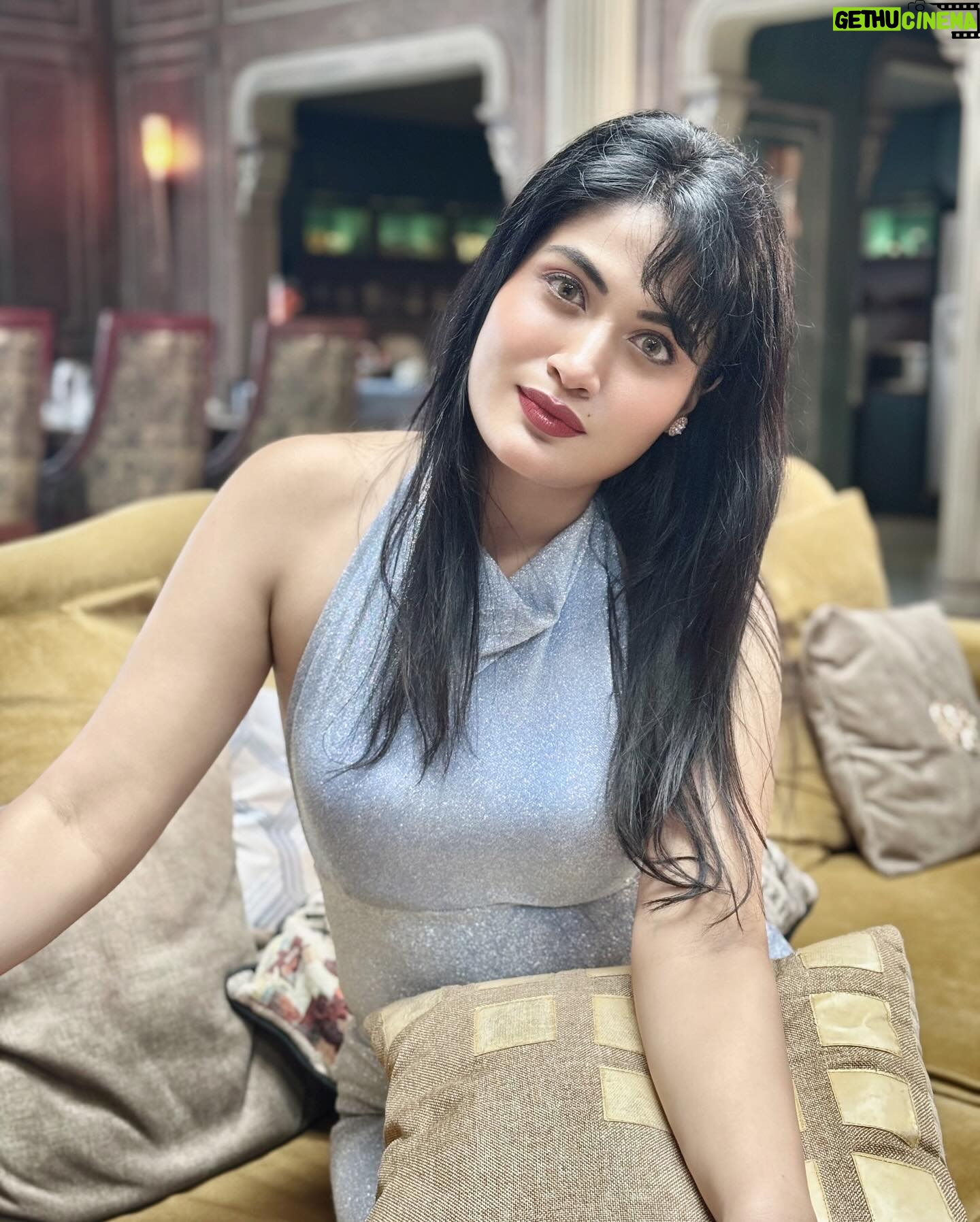 Manvi Chugh - 9.4K Likes - Happy New Year 2025 to all my lovers ❤️❤️❤️ love you all so much 💕🥰❤️