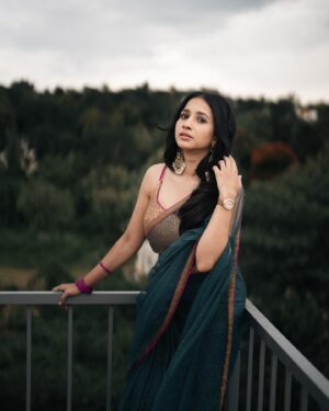 Manvita Kamath Instagram - 🦋🌸🧿
.
.
.
.
@laxmikrishnaofficial 
@suhas_sapthagiri 
@art_by_rekhakarthik 
@geetha_celebritymakeover
