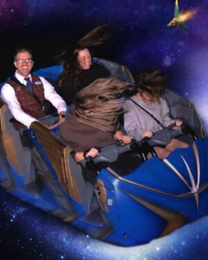 Maren Morris Instagram - best little day off with my boy ✨✨✨

@disneyparks 
@waltdisneyworld 
#WaltDisneyWorld
