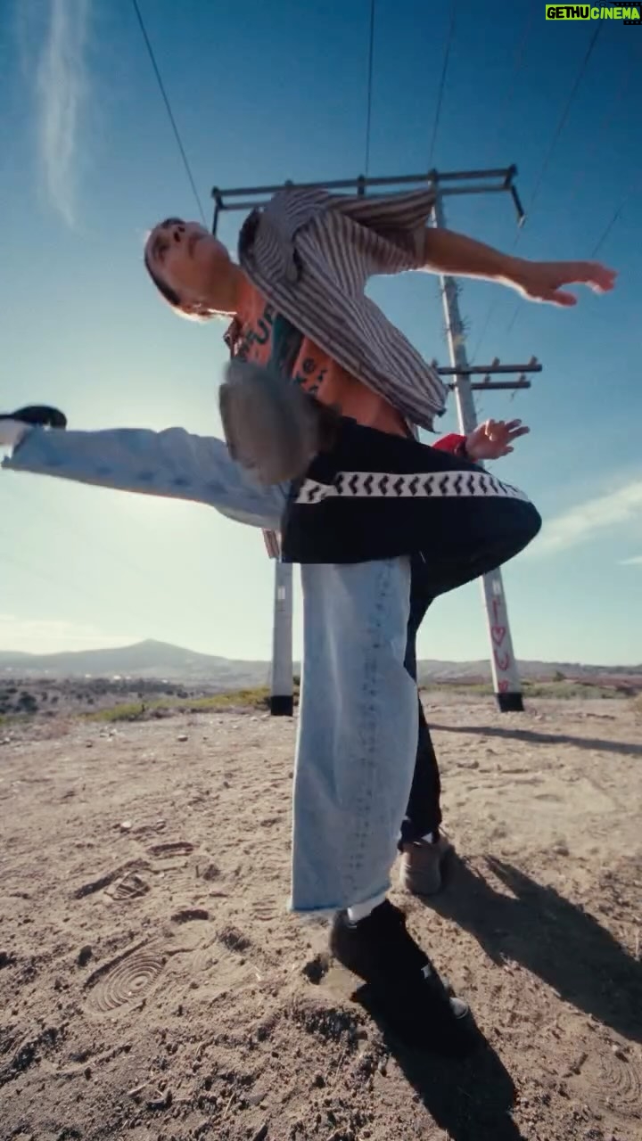 Mari Madrid - 7.5K Likes - Toe check 1, 2, 1, 2