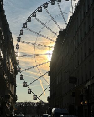 Maria Bekatorou Instagram - La vie est belle à Paris…
La vie est belle à Reims… #noël #paris #reims #joyeuxvoyageurs #parisjetaime #lavieestbelle #lavieenrose