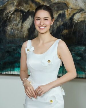 Marian Rivera Instagram - Love is in the details, and I can’t get enough of this bridal look! 🤍