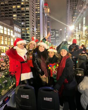 Mariana Botas Instagram - 🎄Christmas vibes🎄🎅🏻🎁🥰
.
.
. @choosechicagomx @choosechicago