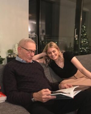 Marije Zuurveld Instagram - De hemel is een Amsterdammer rijker 🕊️ We gaan je missen opaatje