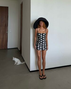 Marina Ruy Barbosa Instagram - dizem por aí que foto de biquíni engaja 
some of me @shopginger 🌞