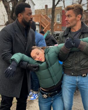 Marina Squerciati Instagram - Working late on a Saturday...EVERYTHING IS FINE. 🫠 #chicagopd #crossover #saturdayvibes #saturdaymood @pjflueger @laroycehawkins @nbconechicago