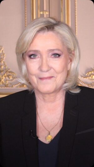 Marine Le Pen Instagram - Très heureuse année 2025 à tous !