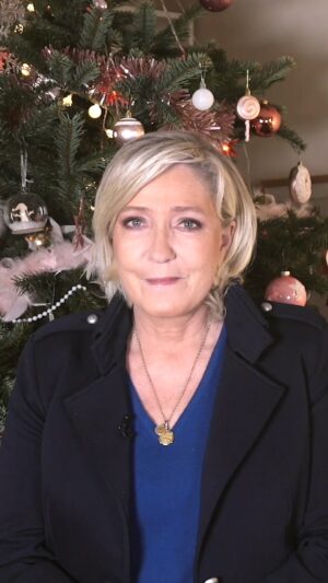 Marine Le Pen Instagram - Très joyeux Noël à tous !