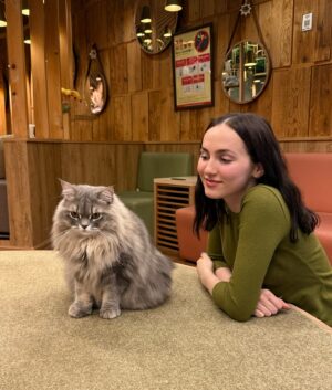 Maude Apatow Instagram - 🐱 🐱🐱🥹🥹💕💕💕🇯🇵 🇯🇵🇯🇵🎀🎀🎀
