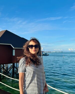Maya Karin Instagram - Miss the sunny days of Sabah..
#samporna #sabah #malaysia