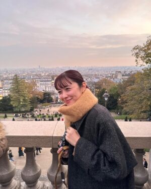 Mayu Hotta Instagram - ・
2024年も様々な経験をさせていただきました。
関わってくださった全ての皆様ありがとうございました。
生活の中にある小さな幸せを掬い上げられる
少しの余裕と優しい気持ちを持って
来年も過ごせたらいいなと思います。

皆様、良いお年をお迎えください🍷❤︎