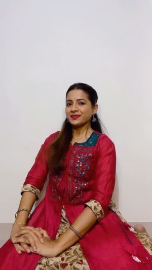 Mayuri Wagh Instagram - The joy found in dancing is inexplicable…❣️🧿
.
.
.
#dance #therapy #smile #love #glow #happyface #happylife #happysoul #marathiactress #mayuriwagh