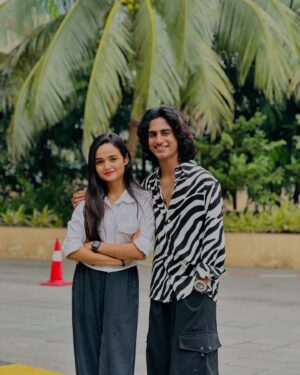 Meenakshi Anoop Instagram - Happy Birthday to my most favourite and forever headache @koushikofficial._ 👀you are the one and only problem which I want in my whole life ! today and every day i am grateful to to be by your side happy birthday 😘❤️