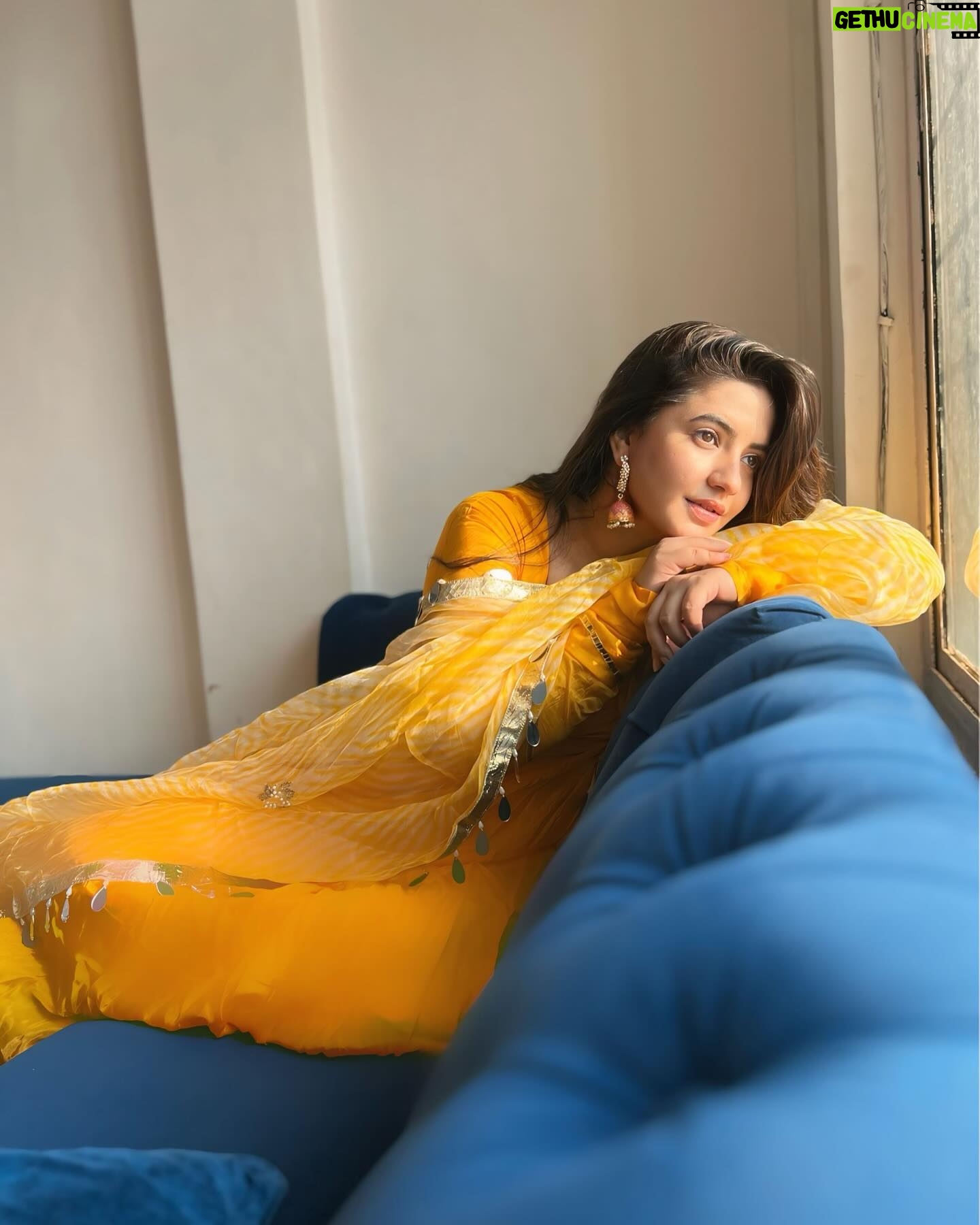 Meera Deosthale - 15.6K Likes - This stunning yellow suit from @aachho 💛
Pr by @dinky_nirh ♥️