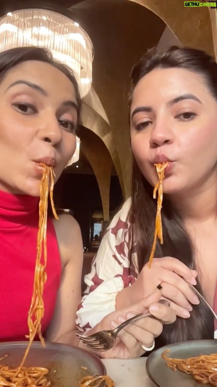 Meera Deosthale - 19.6K Likes - Kuch na hove ya sab ho jaave tenu sang rakhna ❤️♾️
Happiest birthday to my strongest pillar, my go to person , my 3 am friend/counsellor/guide , my skincare guru, my chalta phirta YT tutorial , my secret keeper/wingman, the one I can & do call at the tiniest inconvenience or joy 🥹 Thank you for your selfless love , and thank you for existing ❤️❤️❤️🧿🧿 I hope we are sisters in every universe 🪐