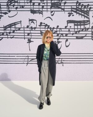 Meg Ryan Instagram - @loewe @jonathan.anderson
#LOEWESS25