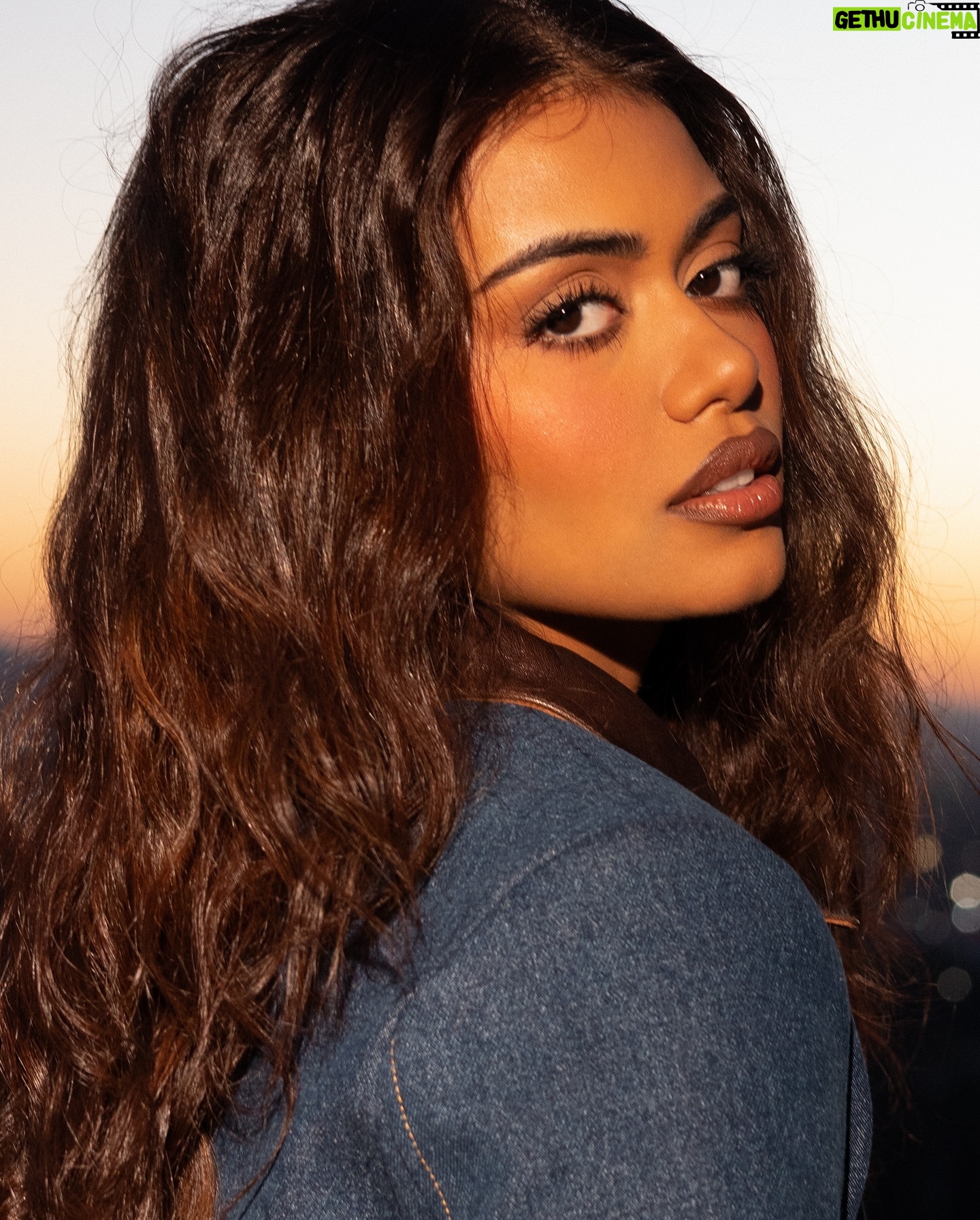 Megan Suri - 42.5K Likes - 🤎