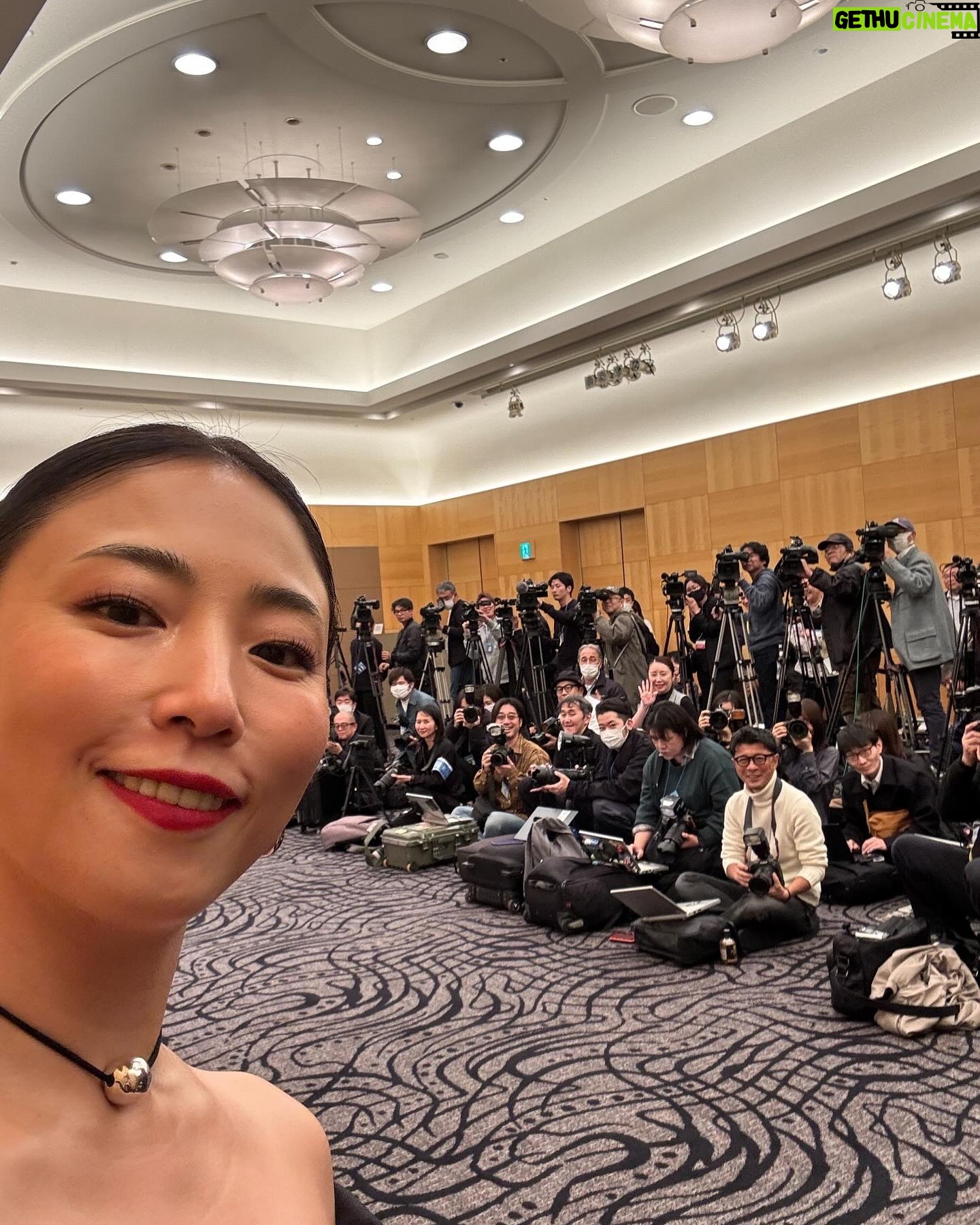 Megumi - 23.9K Likes - 11月おわり💓
祭りのような日々だったー🌀🤩
12月皆様お身体気をつけて楽しんでねー🎤