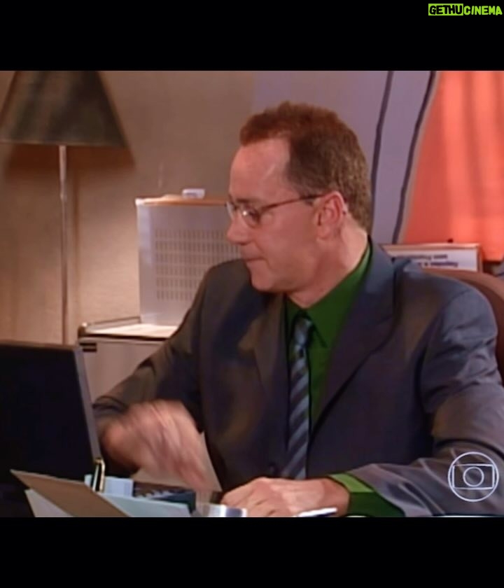 Mel Lisboa - 45.7K Likes - Ainda muito emocionada com o reconhecimento mundial da @oficialfernandatorres, resolvi dedicar este #tbt ao episódio de “Os Normais” que gravei com ela e com @luizguimaraesoficial para vcs relembrarem tbm!
Viva Fernanda!
Viva o Cinema Nacional!
Viva a nossa Arte!
Personagem Taty, Episódio 21 “Tentações são normais”, 1ª temporada, 2001.
Foto: Divulgação TV Globo
#tbt