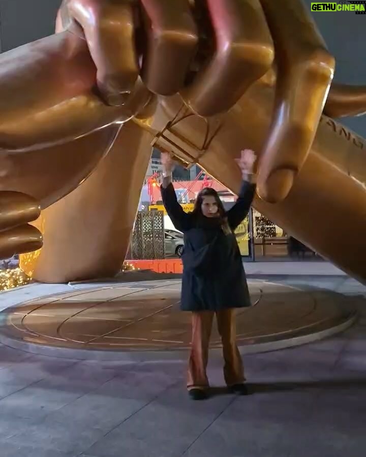 Mel Lisboa - 19.4K Likes - Nosso Natal em Seul, Coreia! 🎄
@lunalisboa e @ricardozanatta nos recebendo ❤️
Seul - Coreia. Dezembro, 2024. Rolo #3
#Seul #seoul #coreia #korea #familia #ferias #holidays