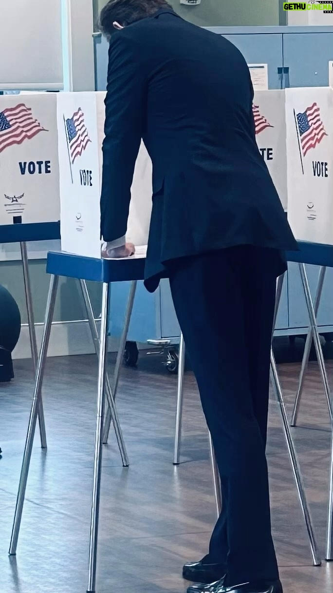 Melania Trump - 444.4K Likes - Voted for the first time - for his dad! #18yearsold #presidentialelection #proud