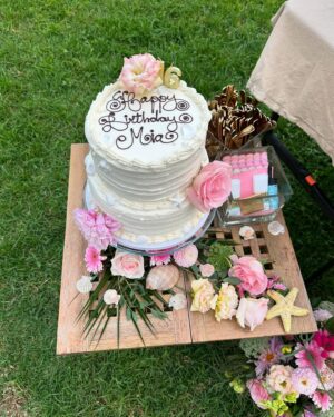 Mia Talerico Instagram - Sweet 16 how was I supposed to know anything …..💕🌸🎀🍬#happybirthday #sweetsixteen #party #flowers Thanks for creating the fun birthday party vibes @amyplayswithflowers @ashlynwiswall