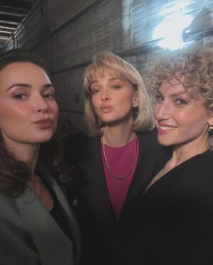 Milana Vayntrub Instagram - Seeing the response of “Monsters: The Lyle and Erik Menendez Story” has been so wonderful. These were some of the most awe-inspiring performances I’ve been lucky enough to witness. And playing Pam under the direction of Michael Uppendahl and Ian Brennan was an awesome learning experience. The costumes by Paula Bradley were the best!
