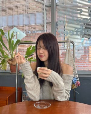 Min-seo Instagram - 날씨가 조와☀️