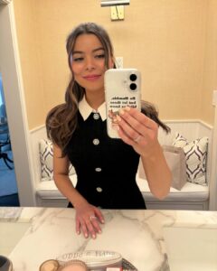 Actress Miranda Cosgrove HD Photos and Wallpapers May 2025
