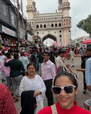 Mishti Basu Instagram - Visit to charminar ♥️😃

Full vlog on my youtube channel 

Link in bio 👆👆

#charminarhyderabad #realpallavibasu #hyderabad #hyderabad_diaries #travelphotography #travelblogger