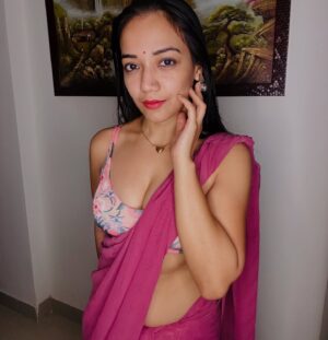 Mishti Basu Instagram - Gulabi 🎀 #saree 

link in bio 👆👆

#realpallavibasu