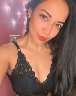 Mishti Basu Instagram - App link in bio 👆👆
@realpallavibasu 

Check now 🔥