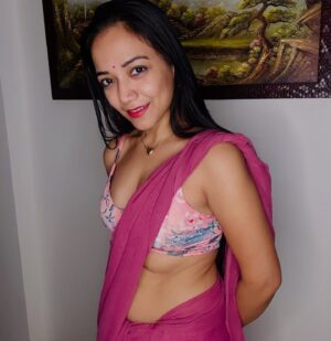 Mishti Basu Instagram - Gulabi 🎀 #saree 

link in bio 👆👆

#realpallavibasu