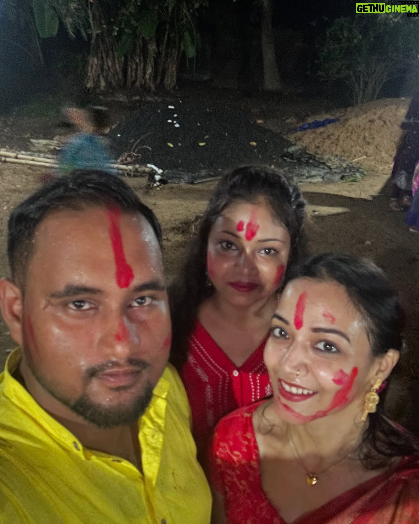 Mishti Basu - 4K Likes - Subho bijoya everyone 😍😍❤️
#realpallavibasu #subhobijoya #bijoyadashami #aschebochorabarhobe #maadugga
