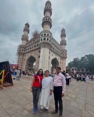 Mishti Basu Instagram - Visit to charminar ♥️😃

Full vlog on my youtube channel 

Link in bio 👆👆

#charminarhyderabad #realpallavibasu #hyderabad #hyderabad_diaries #travelphotography #travelblogger