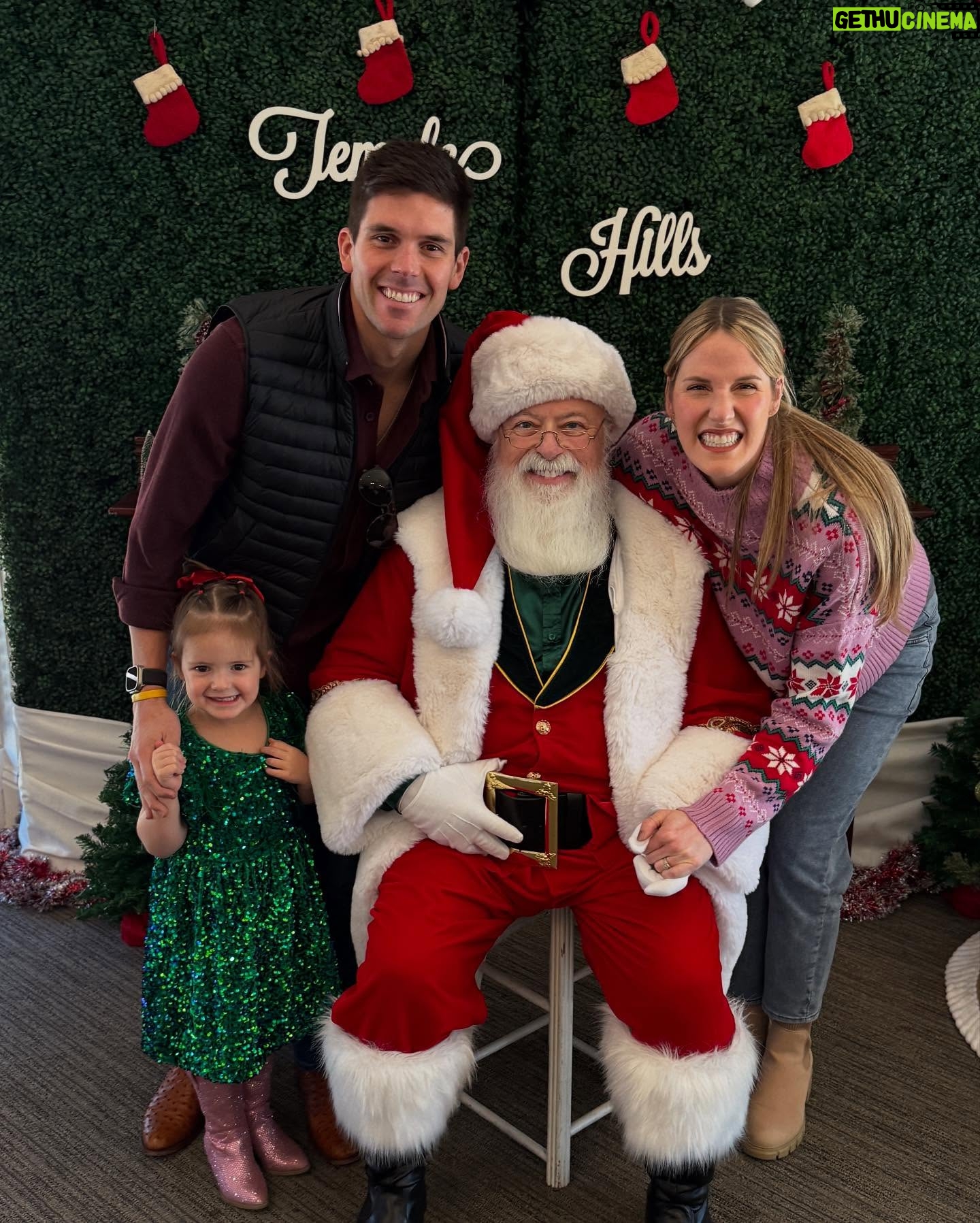 Missy Franklin - 4.2K Likes - Family, Santa, and Besties🩷💚❤️🎅🏼
So thankful to our little girl and all her sweet friends for making this magical time of year infinitely more magical.
Taking in every moment of this last Christmas with just the three of us🫶🏻🎄 I know it will only continue to get better from here, which is hard to imagine it getting ANY better, but I know it will with the addition of our second little girl I and am so, so grateful and excited.