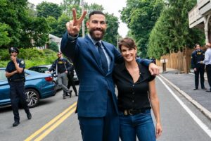 Missy Peregrym Instagram - New seasons, new cases, and a new boss. #TheFBIs are officially BACK tomorrow! 🔥 Catch up now on Paramount  and get ready for action-packed Tuesdays as part of #CBSPremiereWeek!

#mustseetv #tvdrama #TV #FBICBS #FBIFam #fbimostwanted #fbiinternational