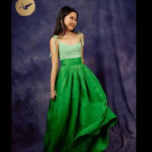 Miya Cech Instagram - asian prom was definitely UNFOrgettable this year 💚
styling: @mrenriquemelendez @auntfunkyscloset 
👗: @carolinaherrera 
glam: @robertti 
jewels: @bpdesilvajewellers @sterlingforever @rocklovejewelry