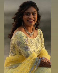 Singer Mohana Bhogaraju HD Photos and Wallpapers February 2025