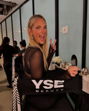 Molly Sims Instagram - As 2025 begins, I find myself overwhelmed with gratitude, reflecting on the journey that has brought me to this moment. My family has been my unwavering anchor, offering a love and support that has carried me through even the toughest days. And my community—an incredible circle of encouragement and inspiration—has lifted me up at every turn, reminding me that no dream is too big when surrounded by the right people.

Building @ysebeauty has been more than just a business; it’s been a labor of love, passion, and purpose. It’s a living testament to the belief that with perseverance, we can create something meaningful that echoes far beyond ourselves. The path hasn’t been easy (okay it mostly hasn’t been easy 😂) There have been moments when anxiety threatened to overshadow everything, with so many seeds of doubt and fear. But through it all, I’ve learned to face those fears head-on, to breathe through the uncertainty, and to trust the journey. (And to maybe have a Paloma every now and then 😜) And building @lipstickontherim with @emesegormley EVEN MORE than I ever thought possible, at a new home, has been beyond enriching. To get to create a community with my best friend is all I could’ve ever asked for. 

I carry deep gratitude for the lessons of the past, but I’m not looking back. I step into 2025 with renewed clarity, strength, and hope, ready to embrace all that lies ahead. Here’s to a year of growth, resilience, and celebrating everything we’ve built together. Here’s to 2025—may it be a year of even greater possibility.p