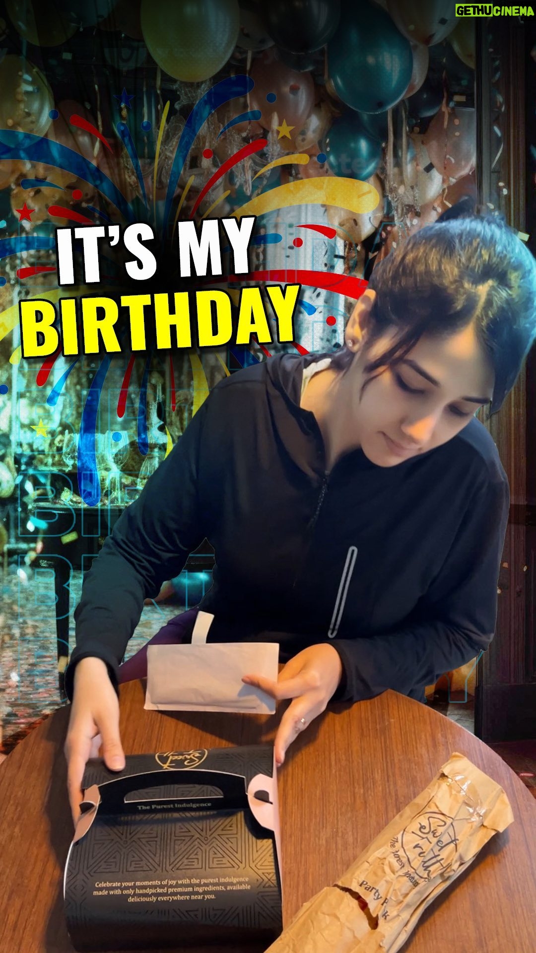 Monica Malik - 20K Likes - Itās My Birthday š
#birthday #vlog #vloggger #daily #dailyvlog #vlogging #dailylook #birthdaywishes #birthdaycake #wish #reelvideo #prettymuchfinance