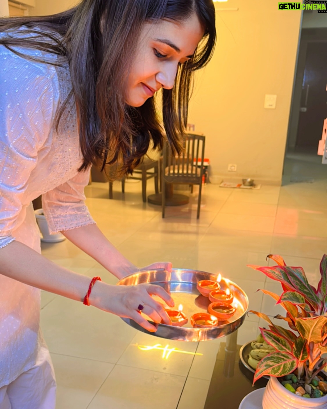 Monica Malik - 18.8K Likes - šŖāØ This Diwali was Special āØšŖ
Post 1: Made Swastik at the entrance because itās is a symbol of good fortune, well-being, and prosperity š
Post 2: Since childhood, Lighting Diyas has been my Favourite thing to do on Diwali šŖ
Post 3: Thanks to Diwali parties, I got a chance to wear my Ethnic Outfits šš¶
Post 4: Received so many Gifts from Friends and Family š
Post 5: Gifted my self this Beautiful Car š
Post 6: Participated in Mahurat Trading which is a ritual for many of us šš°
Post 7: Lastly watched the much awaited Singham with familyš„šæ