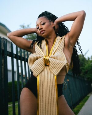 Monique Coleman Instagram - 👑🦋 Birthday Eve 🎂🎉

As I reflect on my evolution since entering my 40’s, I feel enormous pride for the courage it took to let go off what no longer served or deserved me & the audacity to step into the unknown with unrelenting passion and purpose! Every year I capture the Mo’ ment before my solar return. Here are some of my faves 📸

#mightymo