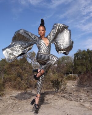 Monique Coleman Instagram - 👑🦋 Birthday Eve 🎂🎉

As I reflect on my evolution since entering my 40’s, I feel enormous pride for the courage it took to let go off what no longer served or deserved me & the audacity to step into the unknown with unrelenting passion and purpose! Every year I capture the Mo’ ment before my solar return. Here are some of my faves 📸

#mightymo