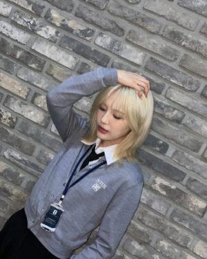 Moon Sua Instagram - Billlie company